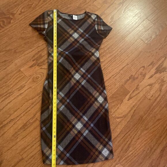 NWT R&K size small plaid/flannel, black, brown, gold and gray dress - Picture 5 of 8